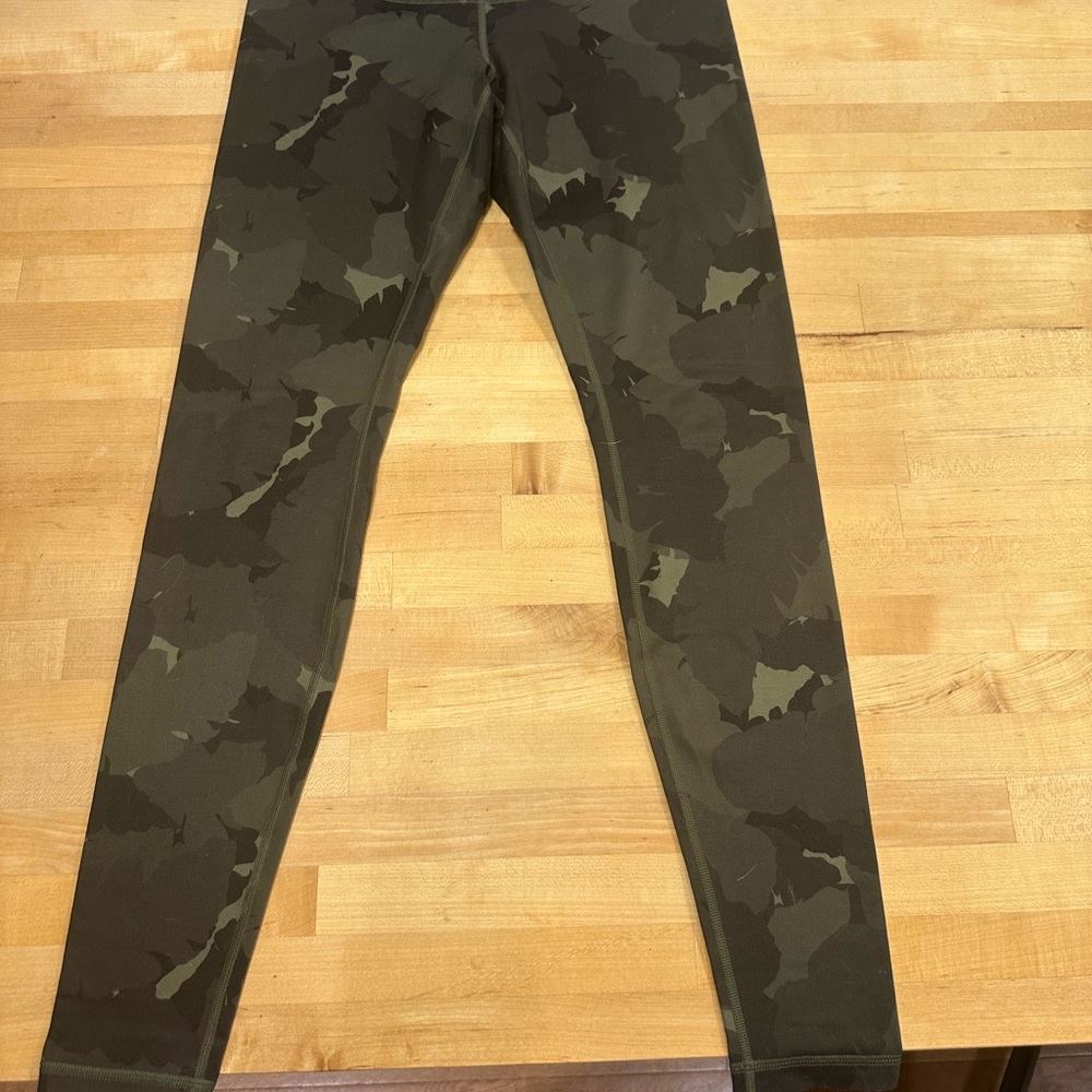 lululemon Camouflage Leggings - Green